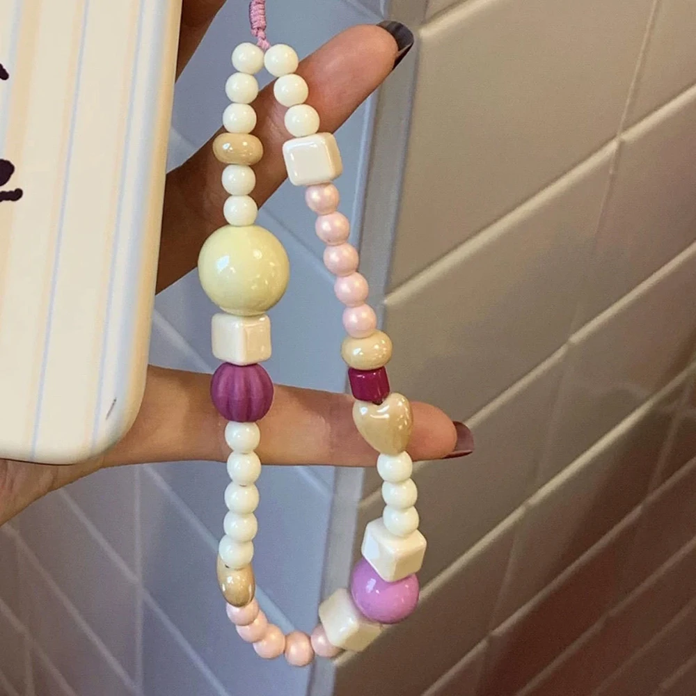 

Korean Cute Ceramic Heart Phone Chain Pendant Bead Strap For iPhone Universal Accessrioes Girl Hanging Rope Cord Jewelry Gift