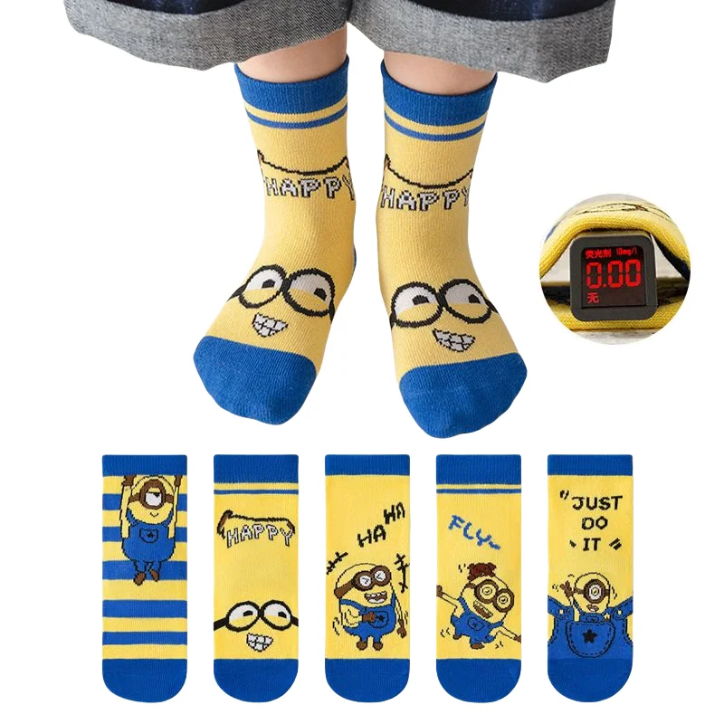 Spregevole Me Minions Animation Cartoon calzini a metà polpaccio in puro cotone per bambini Kawaii Student calzini di cotone caldi e versatili