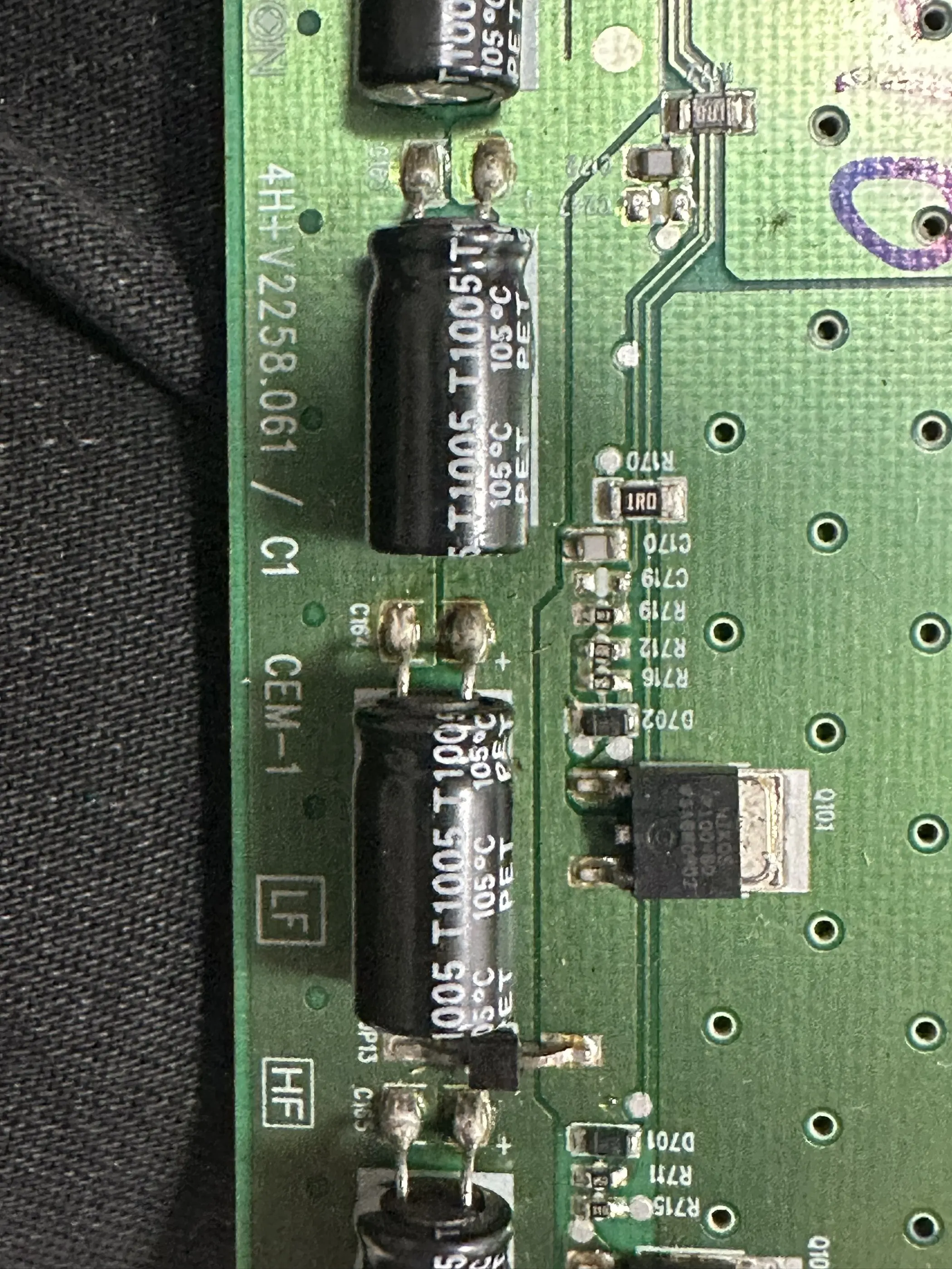 

Оригинальная высоковольтная плата LCD27K73 V225-4XX 4H+V2258.061/C1 E206453