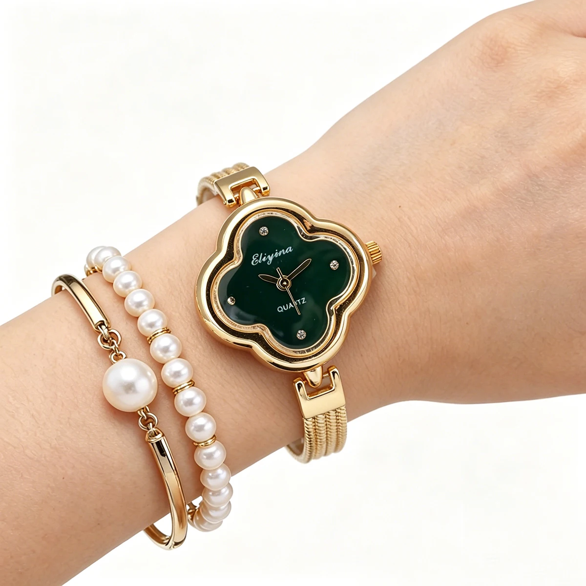 Fashionable and Exquisite Flower-Shaped Quartz Bracelet Watch, Retro Gold Thin Chain, Niche Luxury Women's Watch