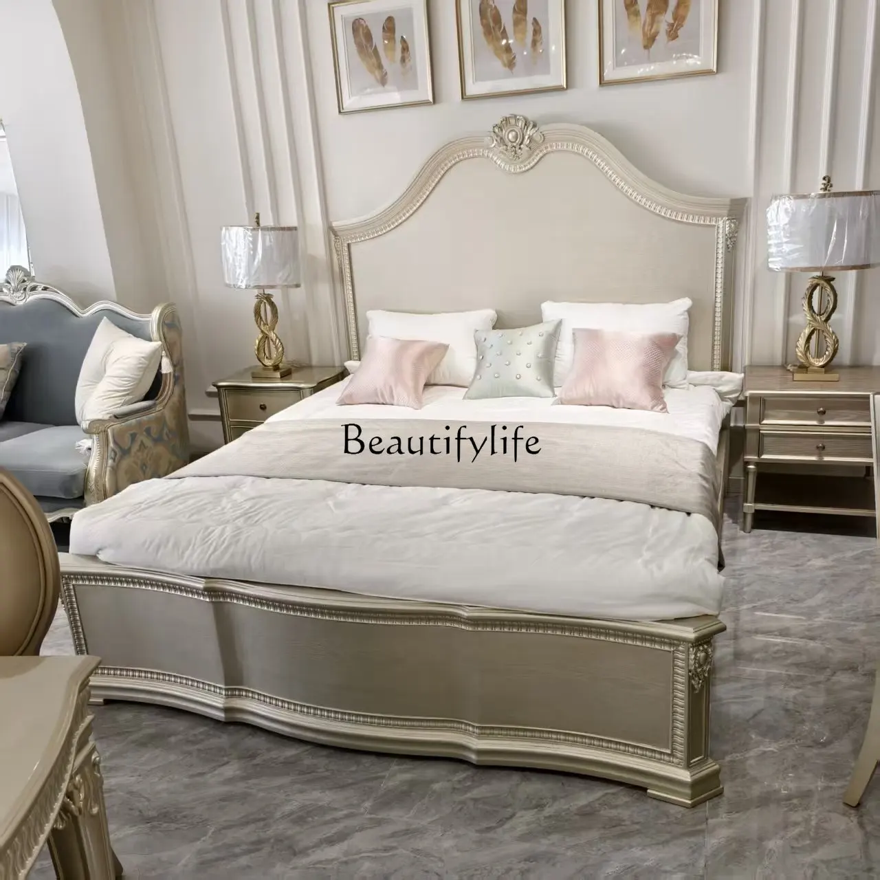

American environmentally friendly paint curved solid wood bed French light luxury carved double bed