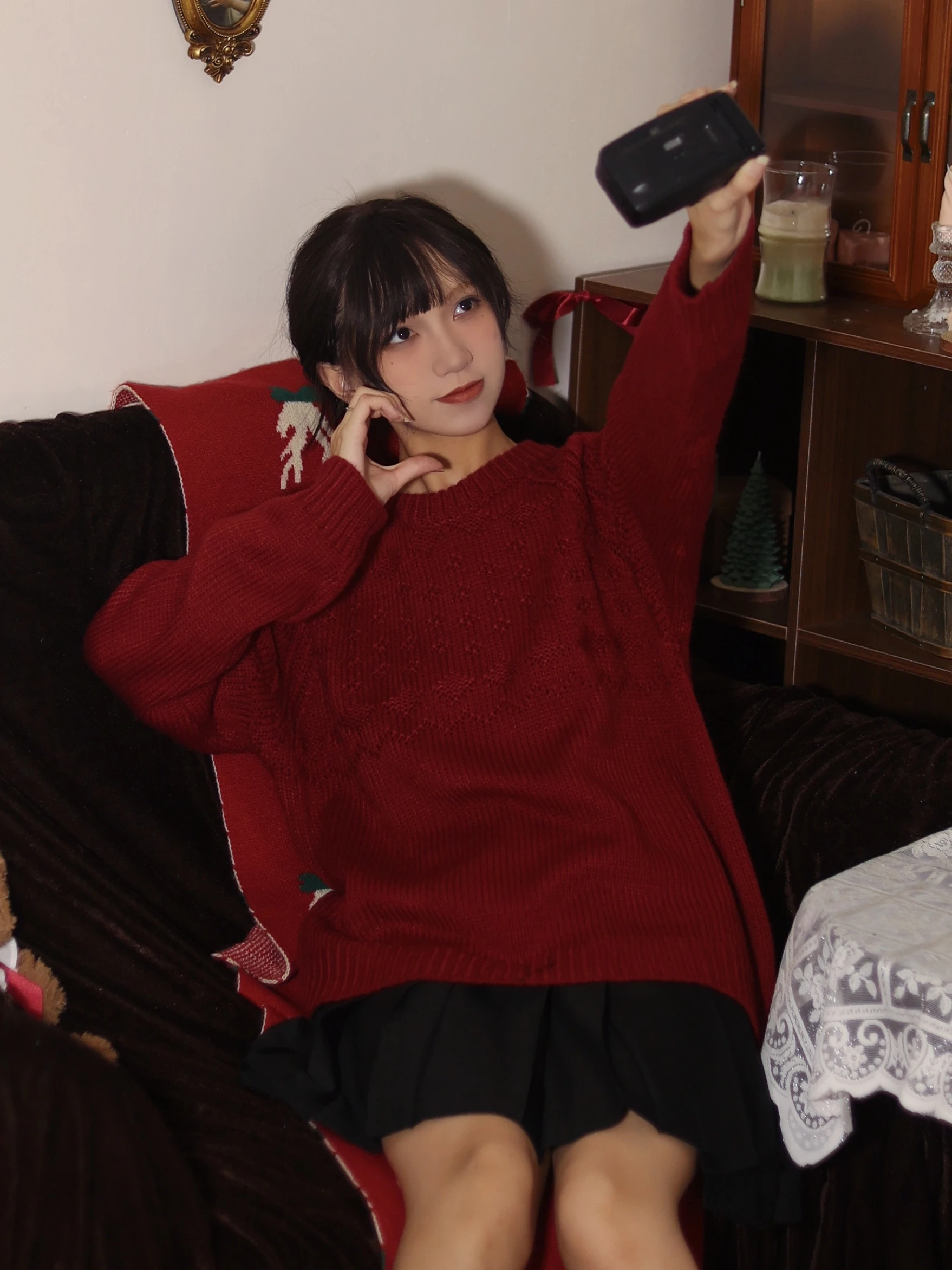 

Meow Ji Women's Thiened Red Knitted Sweater round Ne Long Sve Hollow out Loose Fit Inner Wear Autumn Winter Faion