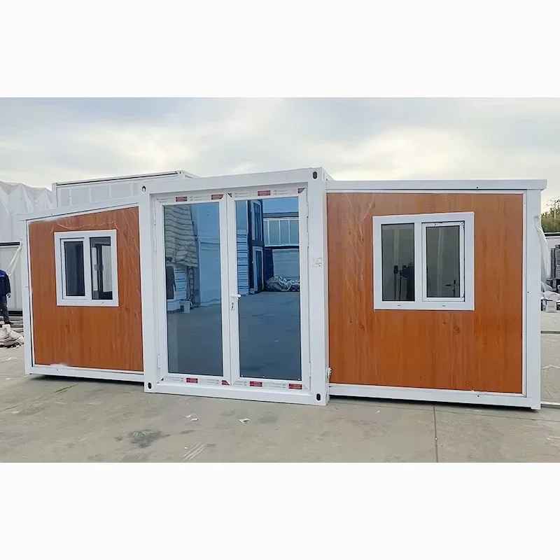 40ft Solar-Ready Container House | Heat-Reflective Coating Insulation Kit for Desert Climate 5 Bedroom Expandable Design Price