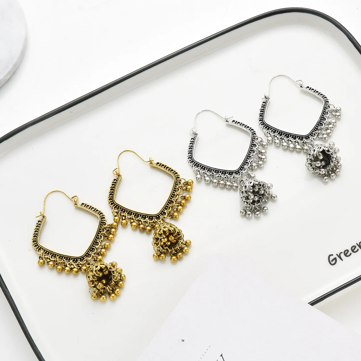 Pendientes europeos y americanos Amazon Express, pendientes de campana cuadrados transfronterizos, pendientes de estilo étnico indio más vendidos