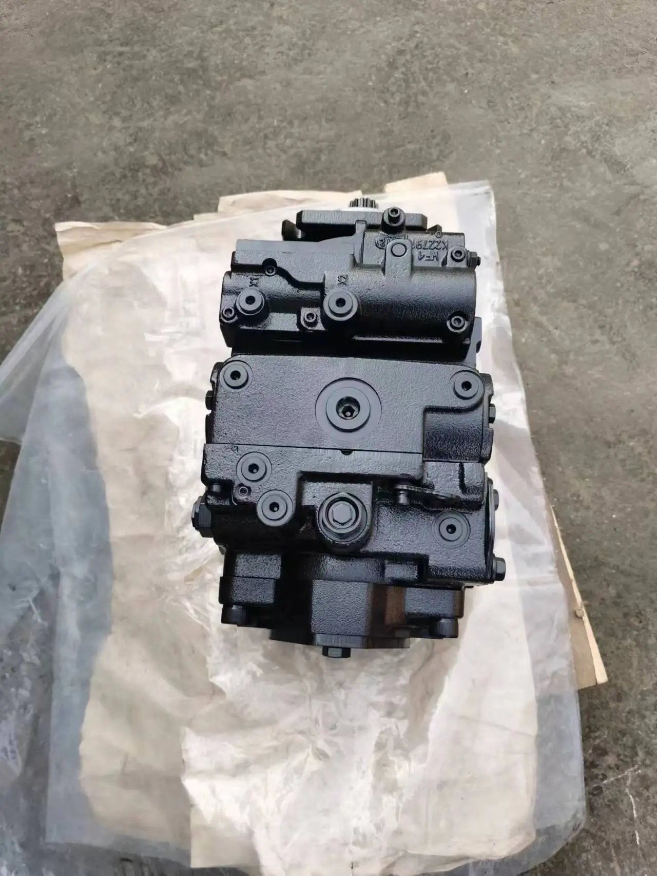 Hydraulic Piston Pump 90L 90L055 90L100 90L075 90L130 Series 90L100KA5NN80S3C7E03GBA Open Circuit Axial Fixed Displacement Pump