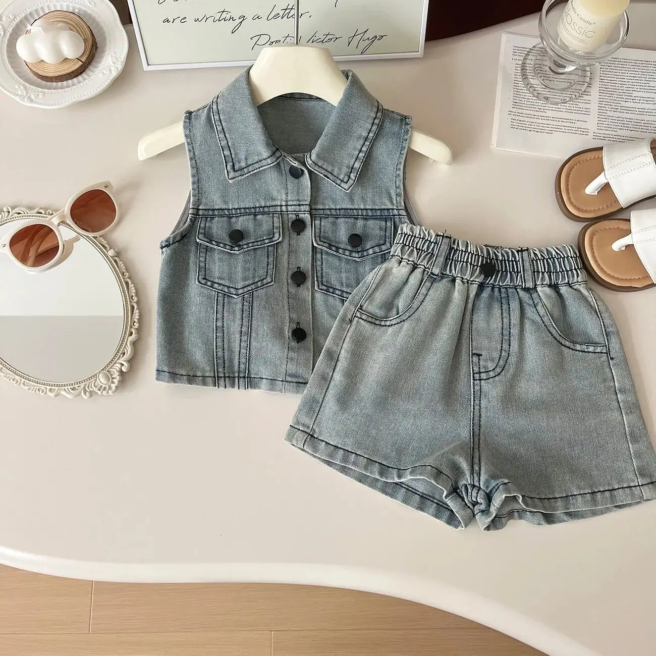 

Girls' Summer Denim Set 2025 Little Girls' Stylish Shorts Children's Korean Edition Sleeveless Tank Top Thin Two Piece Set