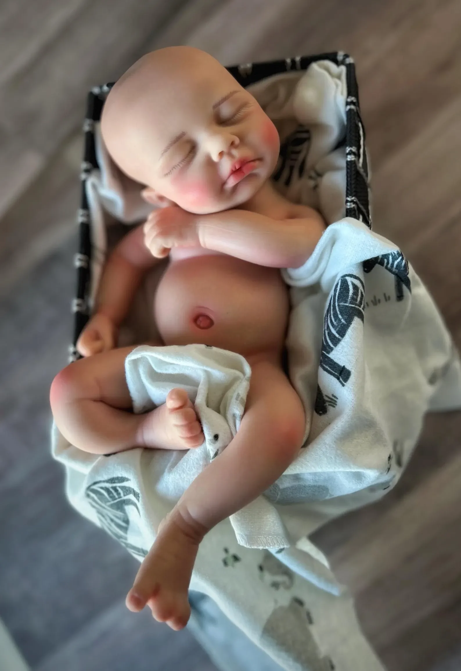 

13Inch Can Open Mouth Loulou Silicone Reborn Girl & Boy Doll With Handmade Painted Skin Soft Lifelike Realistic Bebe Reborn Doll