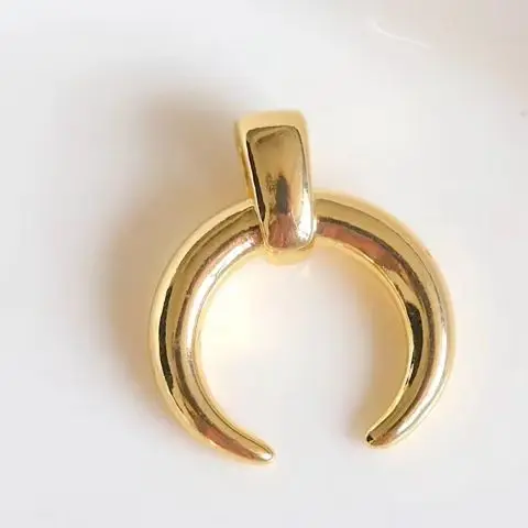 

2 шт., гладкая подвеска из настоящего золота с медным покрытием, европейский и американский стиль, ожерелье в форме полумесяца, кулон, аксессуар ручной работы «сделай сам»