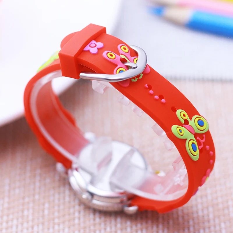 Cartoon Lovely 3D Butterfly Flowers Pretty Watches For Girls Boys Kids bambini studenti Party Christmas Gifts Clock Five Colors