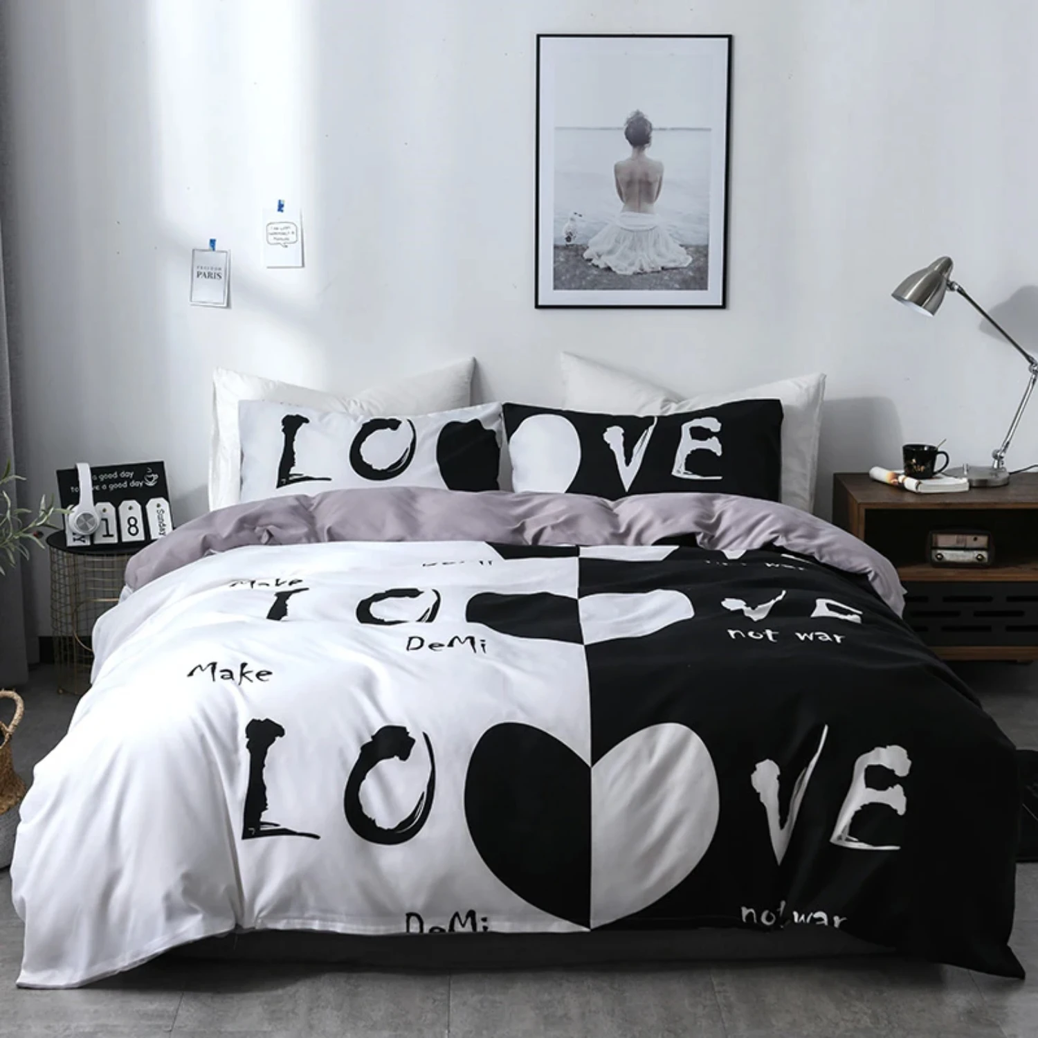 Luxurious High Quality Korean Style King Size Bedding Set in Black and White Colors, Ultra-Soft and Skin-Friendly Duvet Cover wi