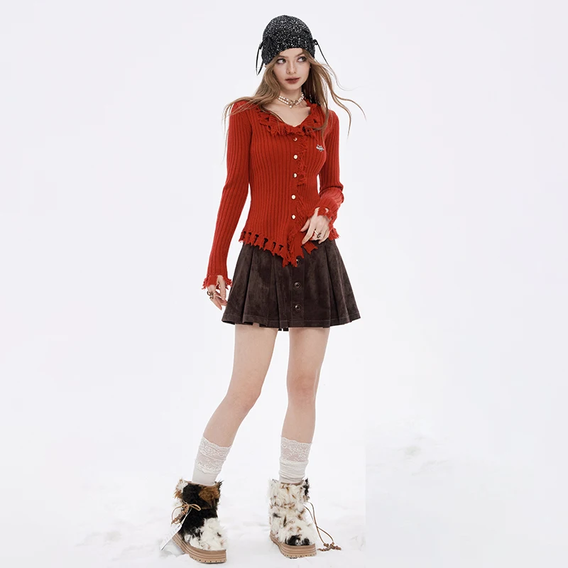 ELFSACK Women's Y2K Slim Knit Top with Fringe Trim & Embroidery, Asymmetrical Long Sleeve Knitwear for Autumn Daily Wear
