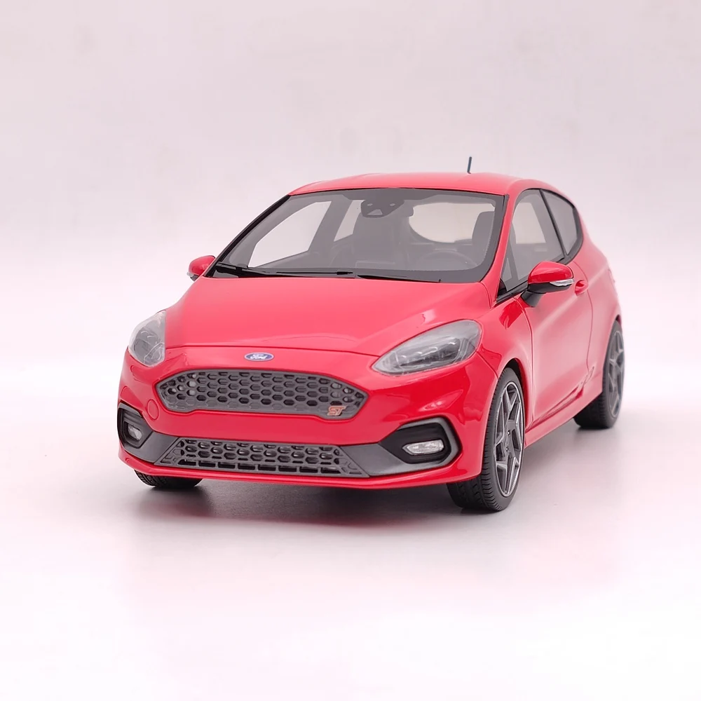 DNA Collectibles 1/18 Fiesta ST 2020 DNA000093 Resin Model Car Limited Red