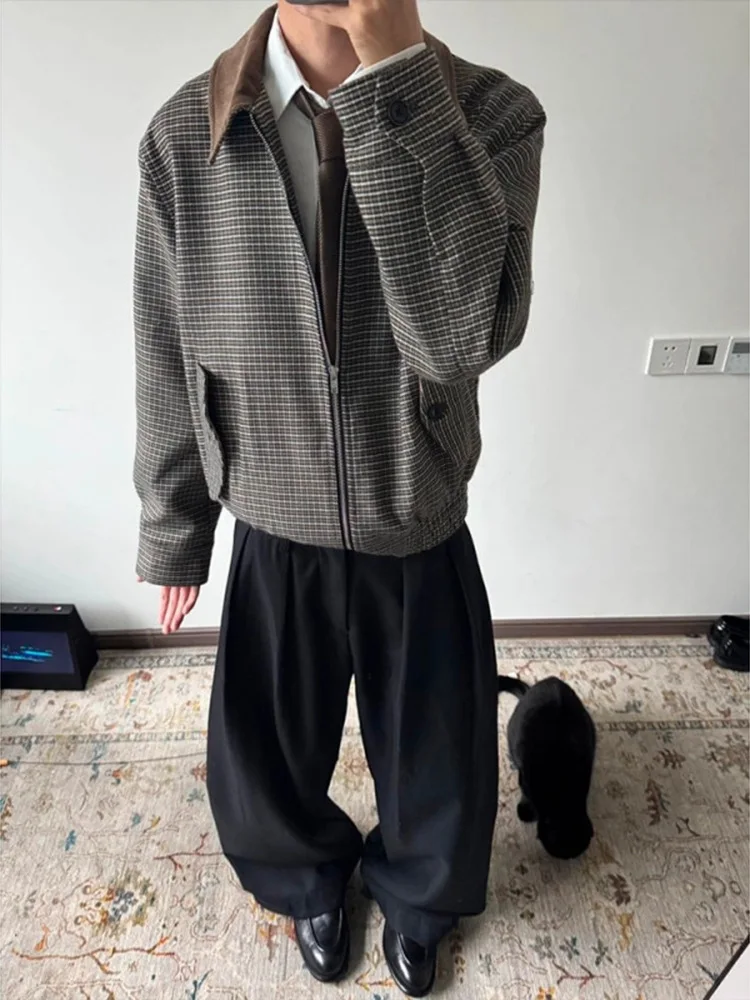 

Мужская верхняя одежда из шерстяной смеси: застежка-молния, фиксатор, замок, соединитель, соединительный элемент, крепление