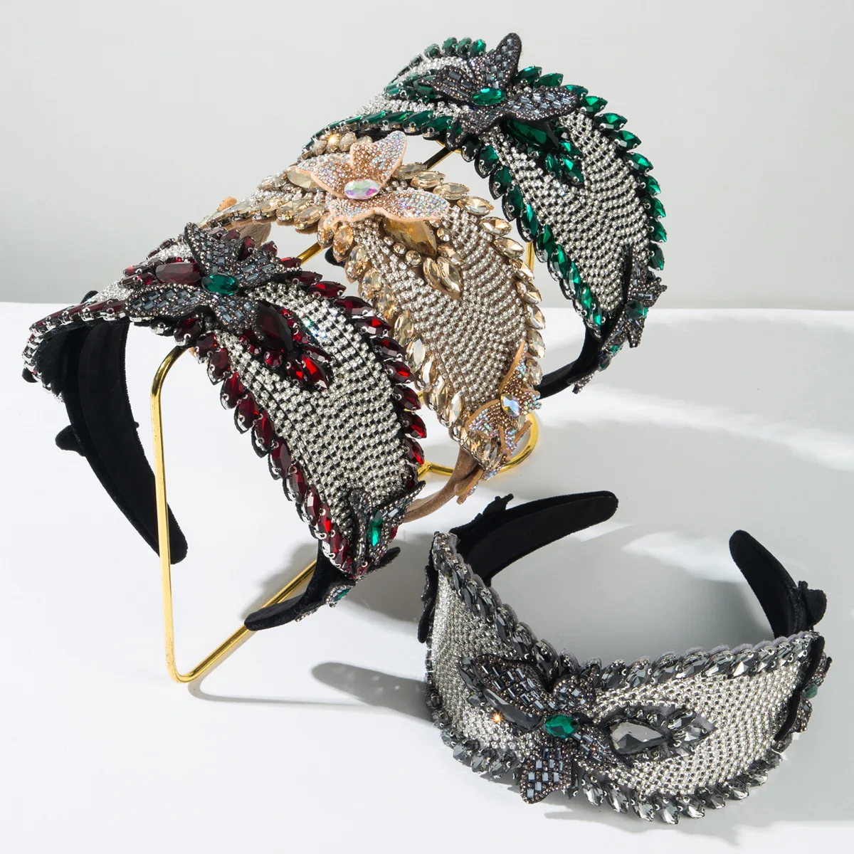 

Homing's new headband exaggerated personality three-dimensional butterfly decorative headband rhinestone chain light luxury shin