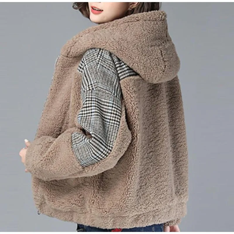 Jacket Women's Autumn and Winter Imitation Lamb Plush New Thickened and Velvet Warm Cardigan Sweater Women