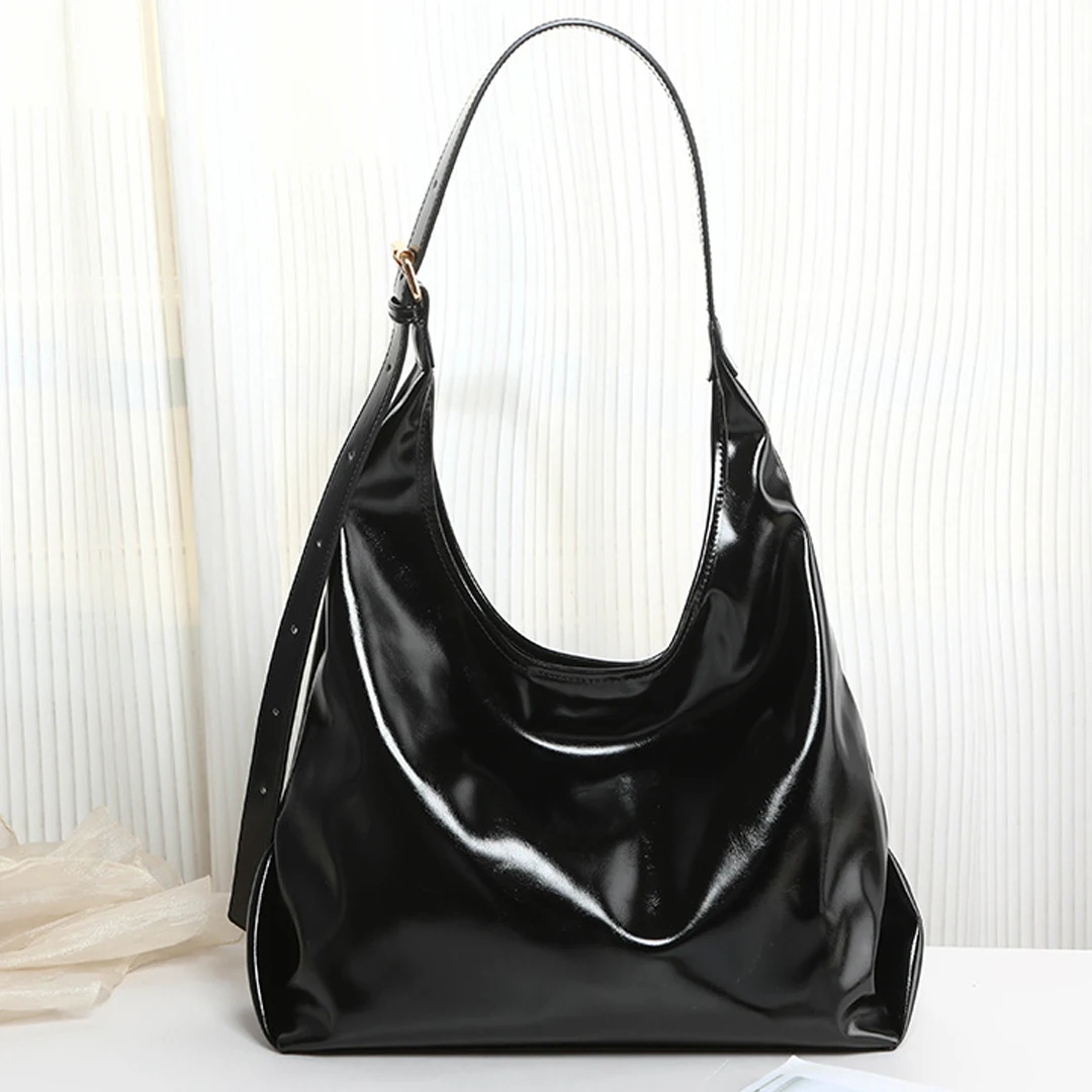 

2025 New Women's Simplicit Shoulder Bag Retro Commuter Underarm Bag Women's Fashion Versatile Large Capaciity crossbody Tote Bag
