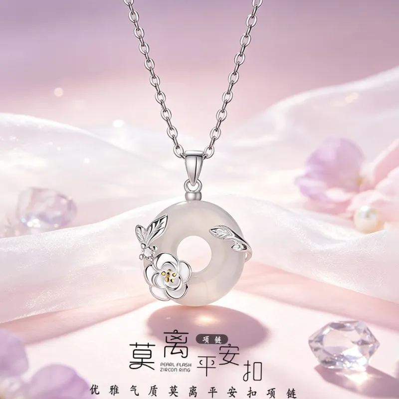 Lucky Bracelet Hand String Minsheng Jasmine Moili Safe Buckle Necklace Women's Light Luxury Antique Imitation Chalcedony Pendant