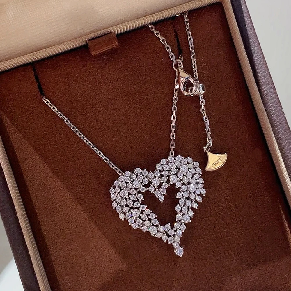 

Luxury Brand Design Real 925 Sterling Silver Necklace Love Heart Pendant Fashion Popular Zircon Woman Wedding Party Jewelry Gift