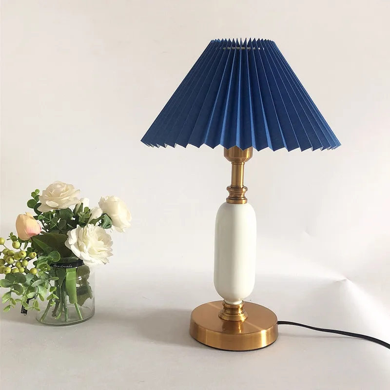 

Korean Pleated Table Lamps for Living Room Decor Vintage Nordic Cloth Desk Lamp Nightstand Light Bedroom Bedside Indoor Lighting