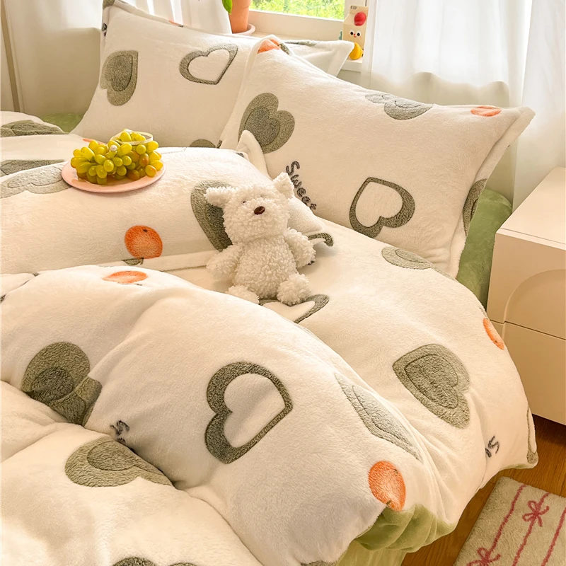 Warm Plush Flannel Duvet Cover 1 Piece, Cozy for Cold Nights, Soft Bedding, Easy Wash & Dry, Fits Single/Couple Bed Sizes
