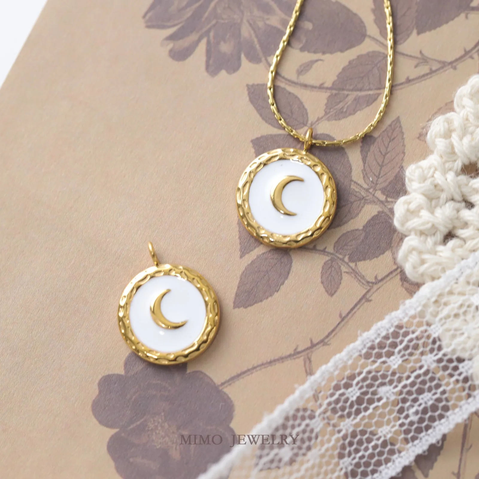 White Oil Droplet Circular Relief Moon Charms Pendant Supplies DIY Hand Stainless Steel Gold Plated Accessories 14mm