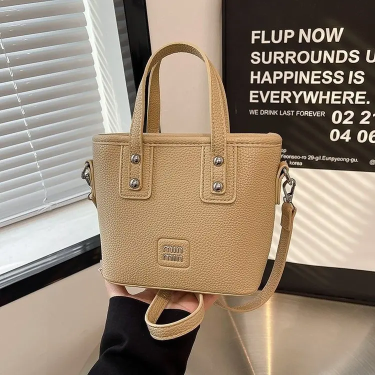 

2025 Autumn 283 New Average Size PU Tote Bag Shoulder Handbag Fashion Trend Simple Versatile Casual