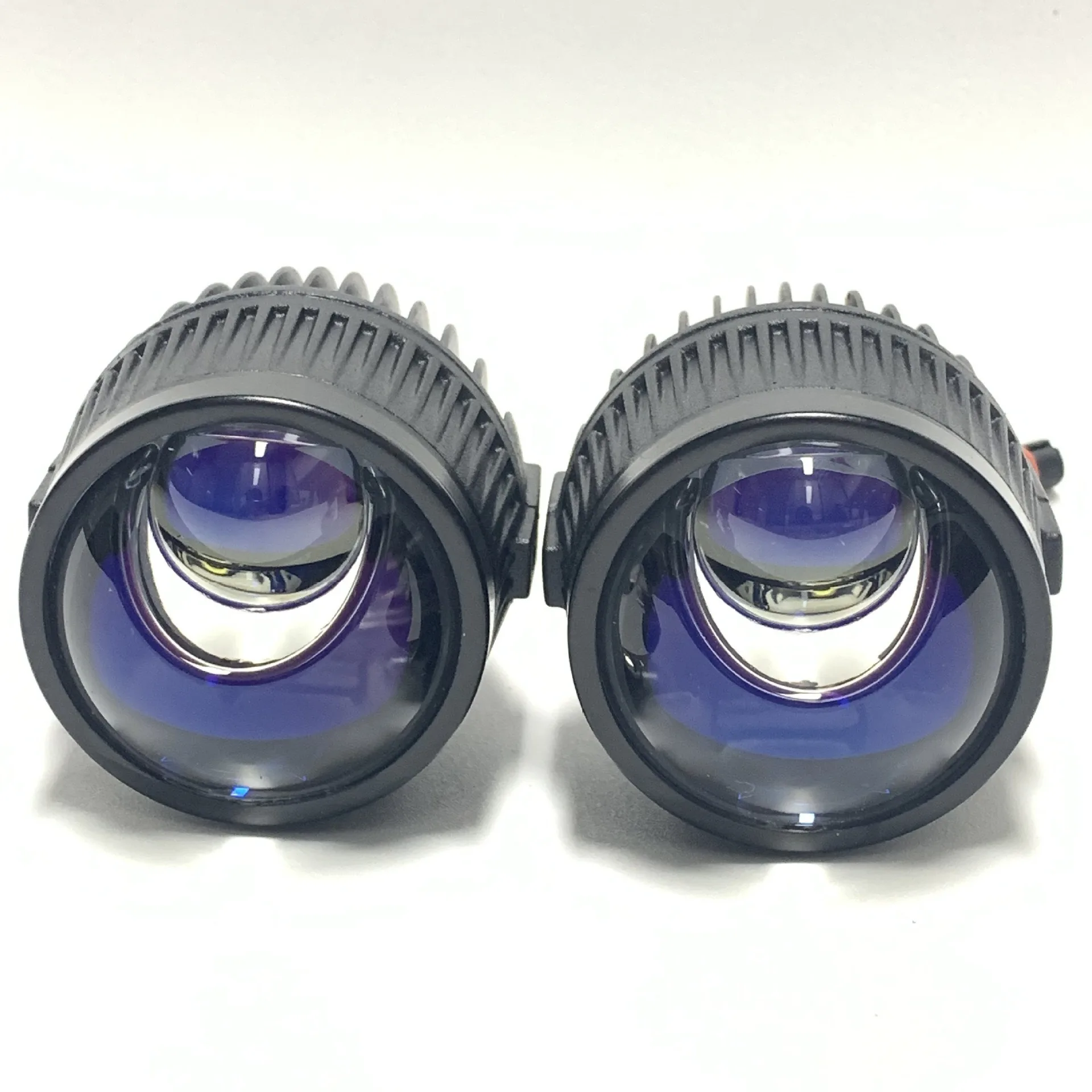 

Hi Lo Beam 2 Inch Bi LED Fog Light Projector Lens 12V 45W 6000K for Universal Car