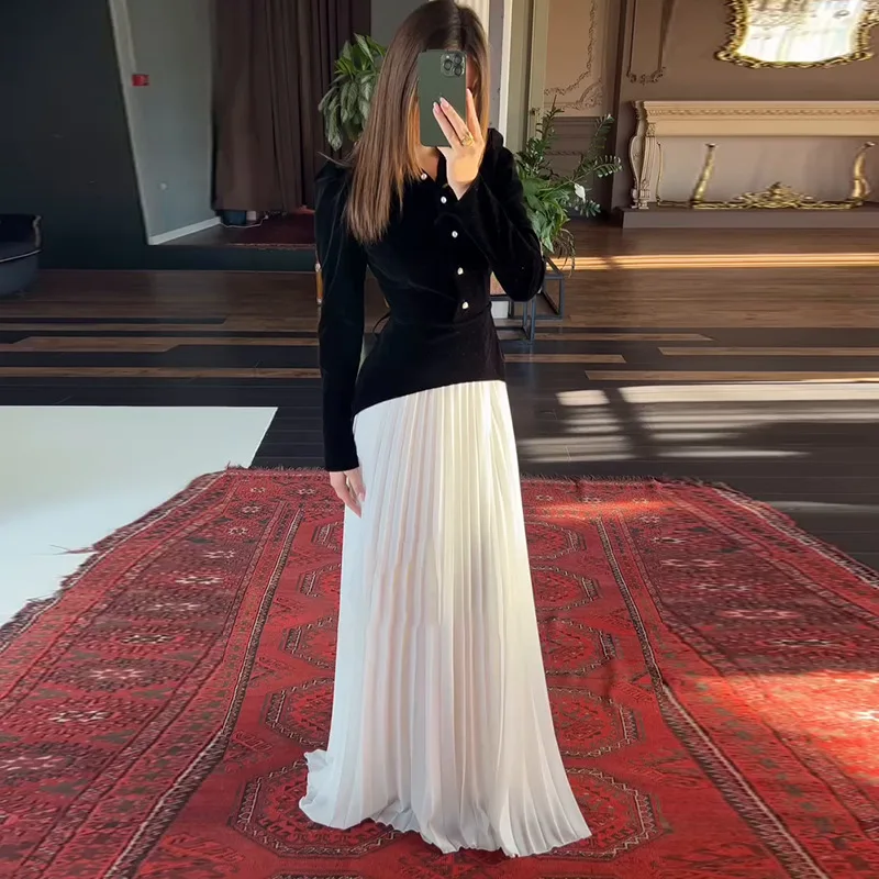 

Elegant New Women Dress Black and White Splicing Pleated Robes A Line Long Skirt Floor Length