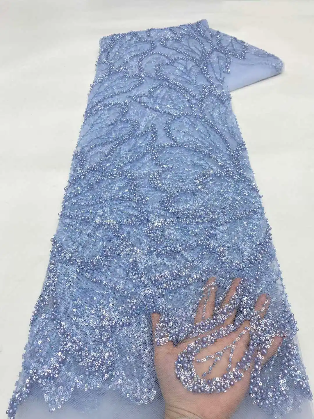 Luxuriöser französischer handbestickter Spitzenstoff, Brautstoff, hochwertige Hochzeitsstoffe, nigerianische Pailletten, Perlen, bestickt auf Tüll, 5 Yards