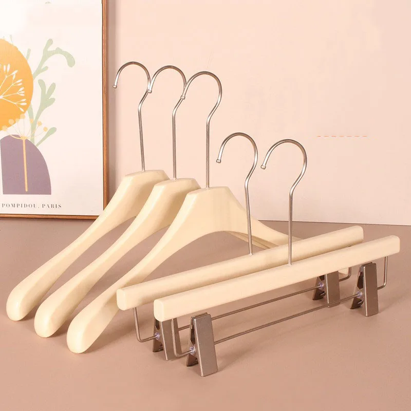 

2Pcs Wooden Clothes Hanger for Clothing Store Non-slip Traceless Clothes Support for Women's Clothing Bold Style Clothes Hanger