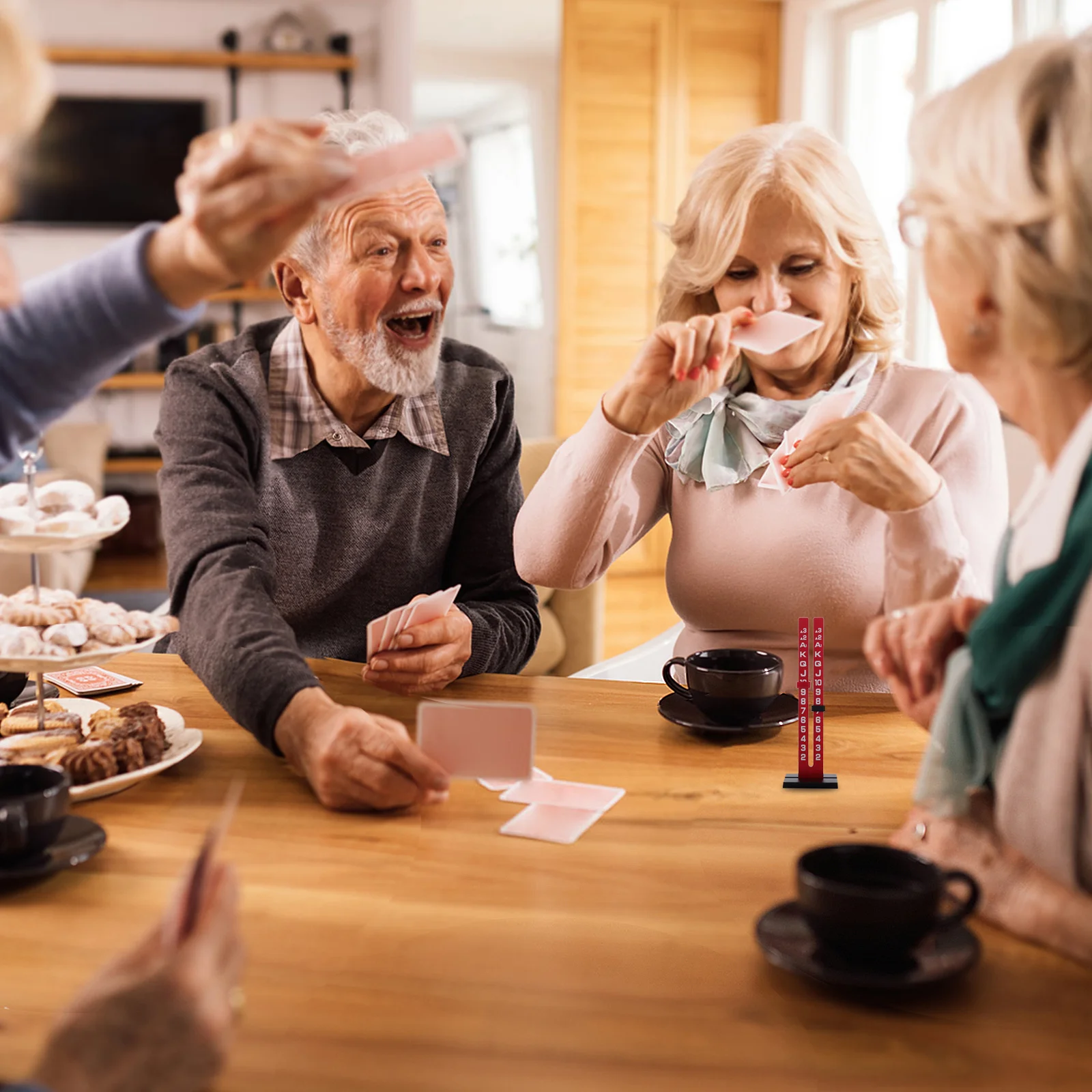 

Keeper результатов для яичного покера, портативная доска для подсчета очков для отслеживания карт, идеально подходит для ночного семейного сбора, командных видов спорта
