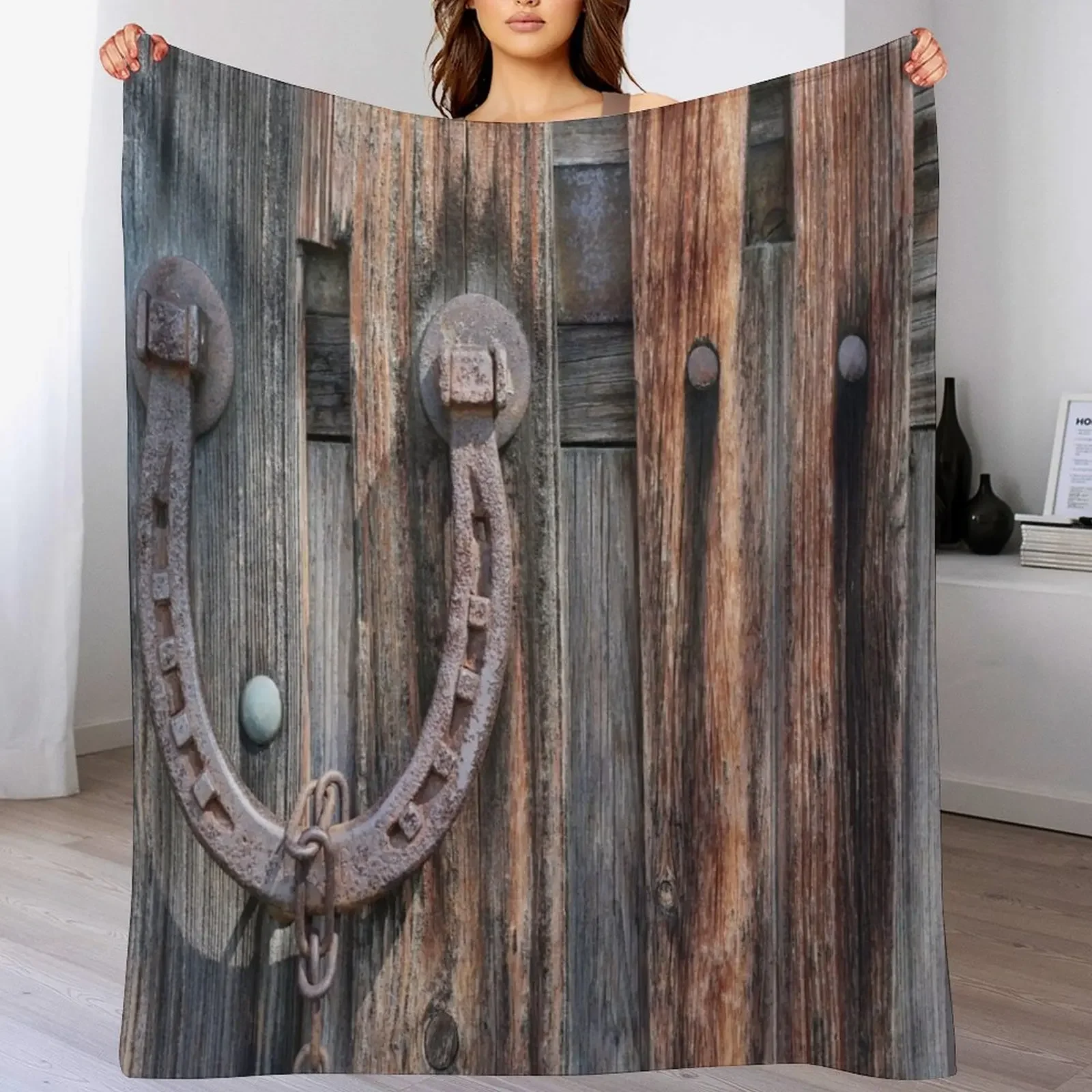 distressed barn wood rustic equestrian horseshoe Throw Blanket