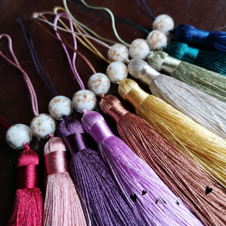 

Декоративный кулон-закладка ручной работы из ледяного шелка с кисточкой, красивые бусины, аксессуары для вееров, этнические изделия ручной работы, китайские узлы