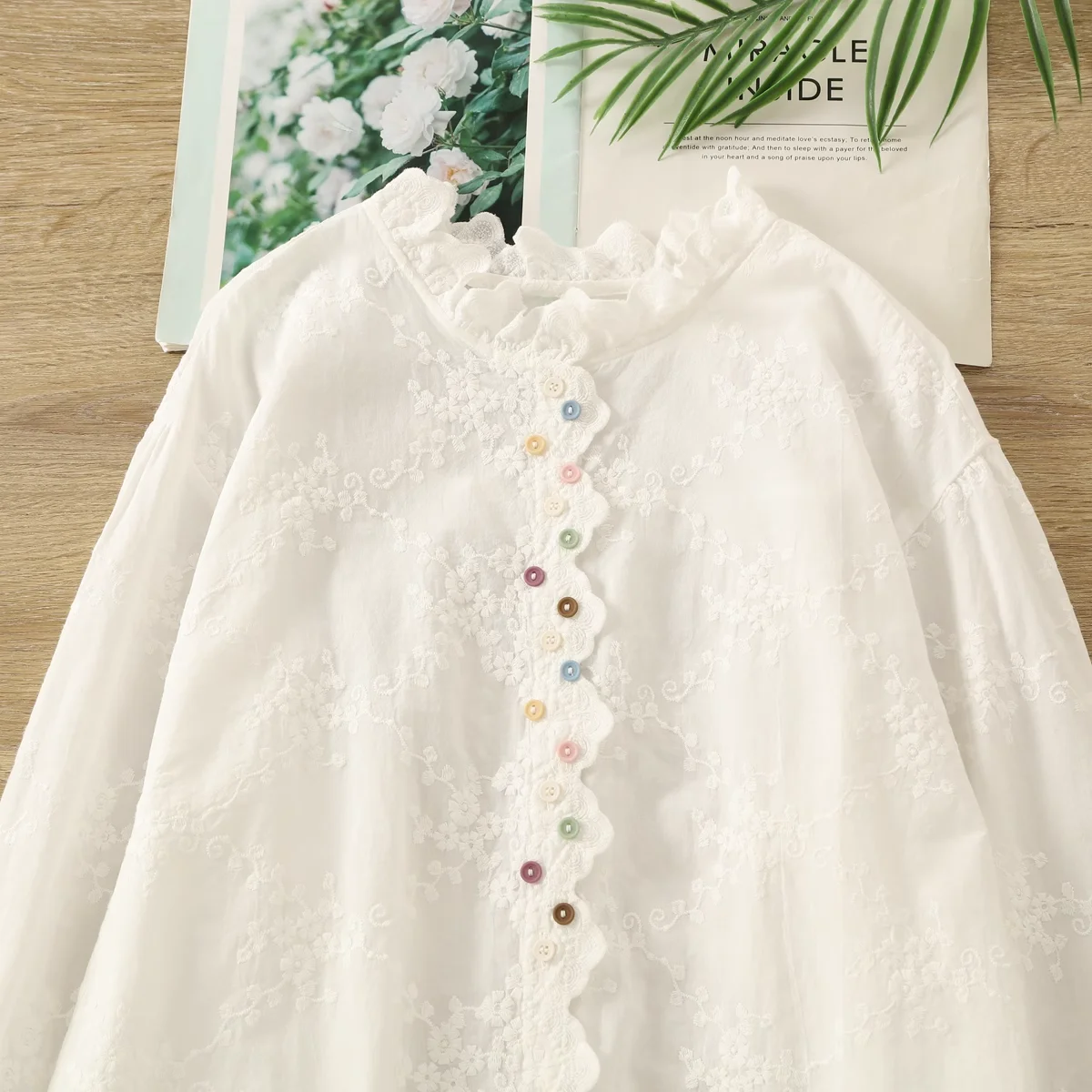 

2025 Designer clothes woman spring Japan style white beige lace embroidered shirts long sleeve blouses plus size tops