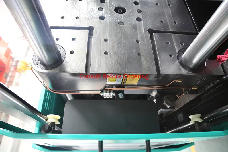 Macchina per lo stampaggio di plastica PP per preforme in PET