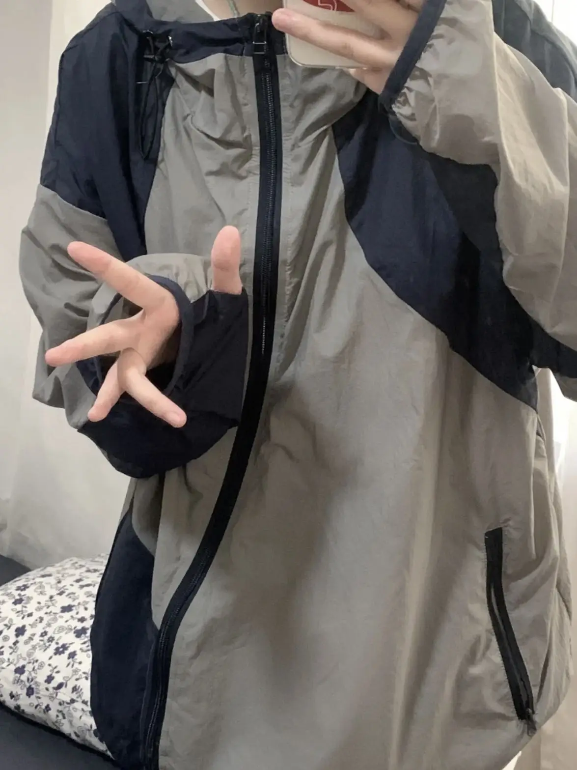 Amerykańska kurtka męska w stylu retro, łączona, kontrastowa, letnia, cienka, sportowa, outdoorowa z kapturem, lekka, chroniąca przed promieniowaniem UV.