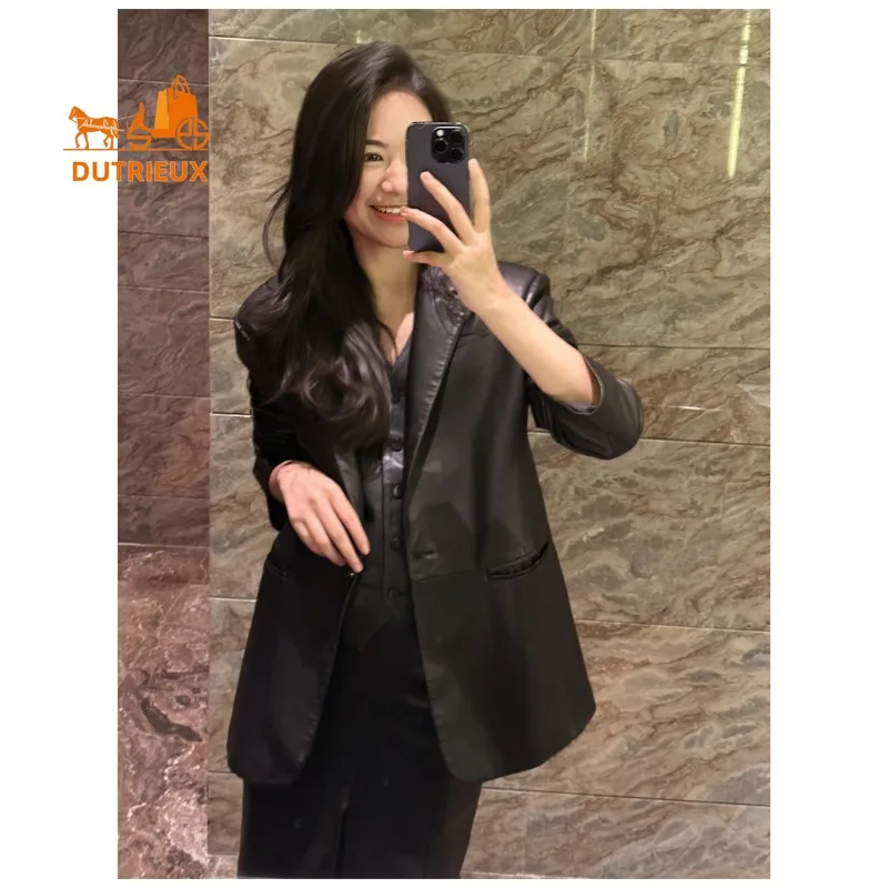 2025 Neue Herbst-Damen-Lederjacke im Distressed-Look, 100 % echtes Schaffell, modischer und eleganter Freizeitanzugmantel für Damen