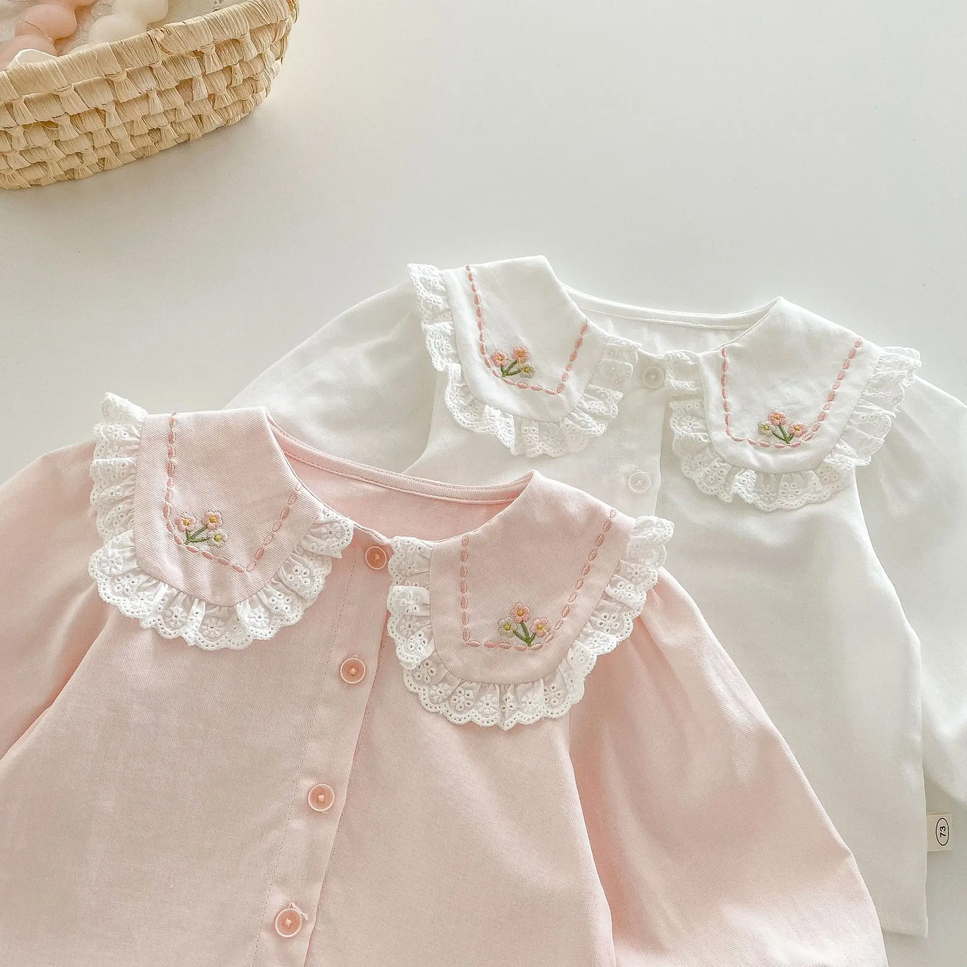 2026 Spring New Baby Girls Blouses Cotton Lace Floral Embroidery Collar Toddler Cute Blouse 0-5Year Kids Girls Cotton Shirts