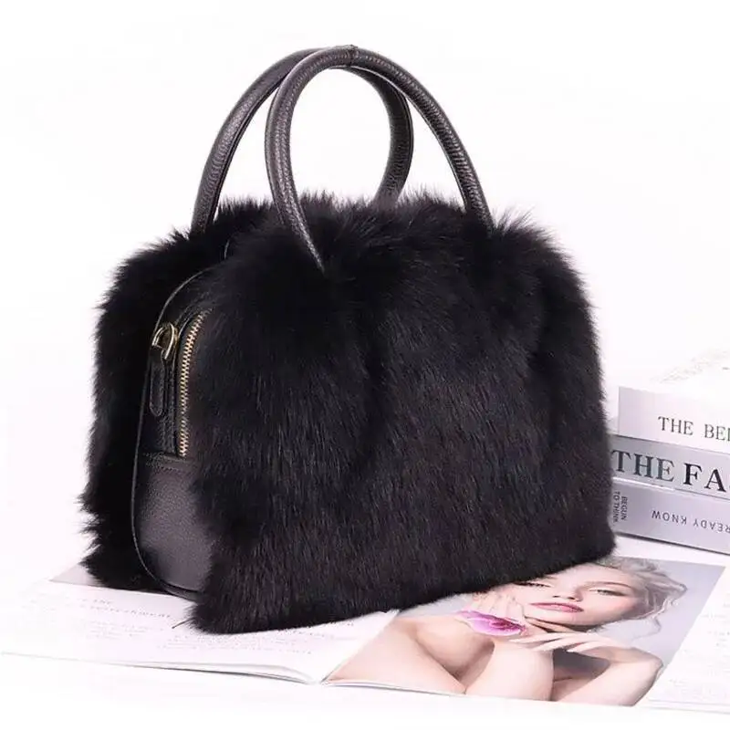 

100% Fox Fur Handbag Women Autumn Winter Natural Raccoon Fur Single Shoulder Crossover Handbag Fluffy Fur Crossbody Bag