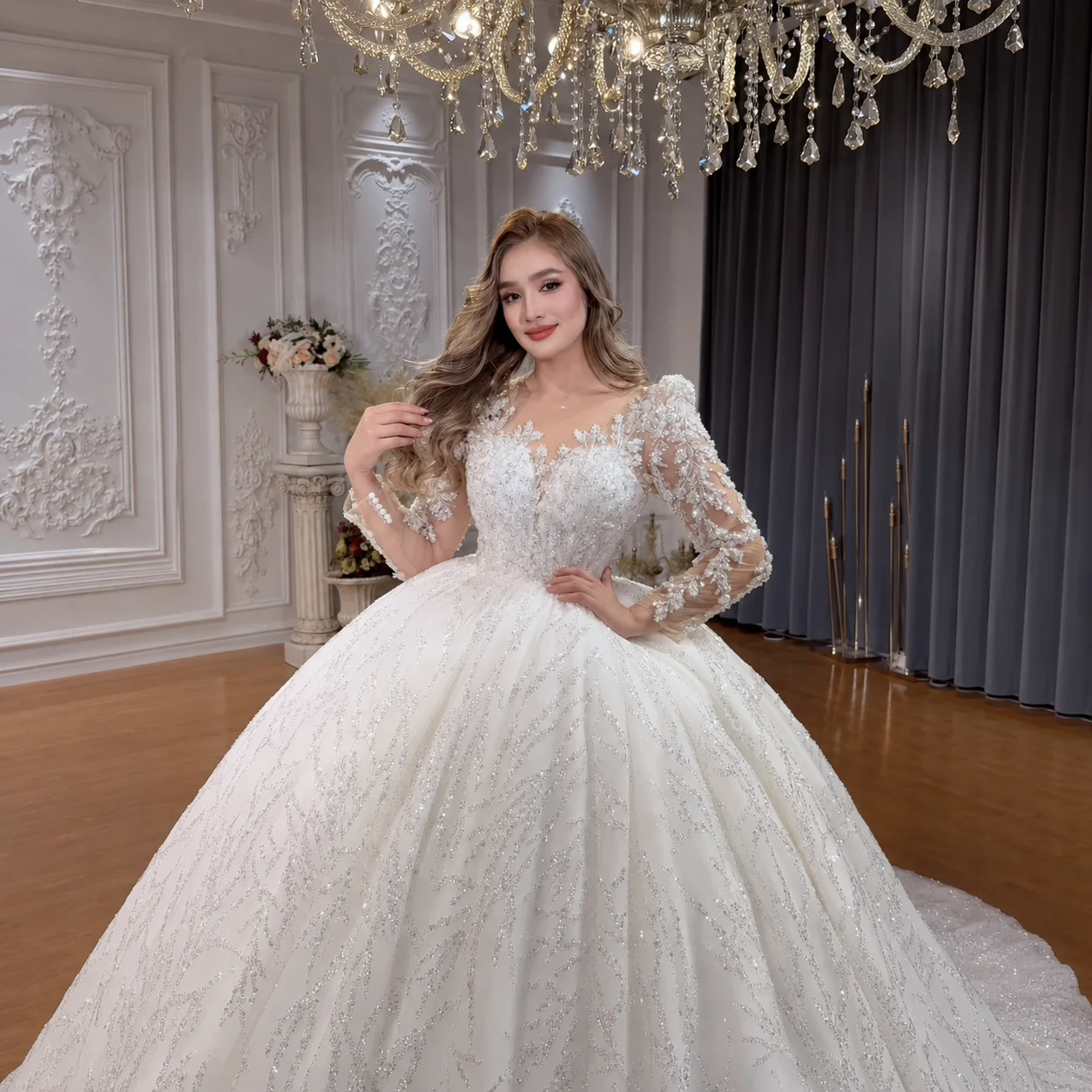 Customized Luxury Lace Wedding Dress Long Sleeve Ball Gown Bridal Gown Sparkle Beaded Wedding Dress Amanda Novias Official