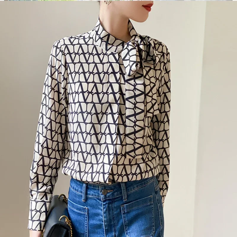 Chiffon Vintage Women Blouses Spring/Summer Bow Loose Plaid Clothing Sales Long Sleeve Korean Tops Striped Women's Shirts