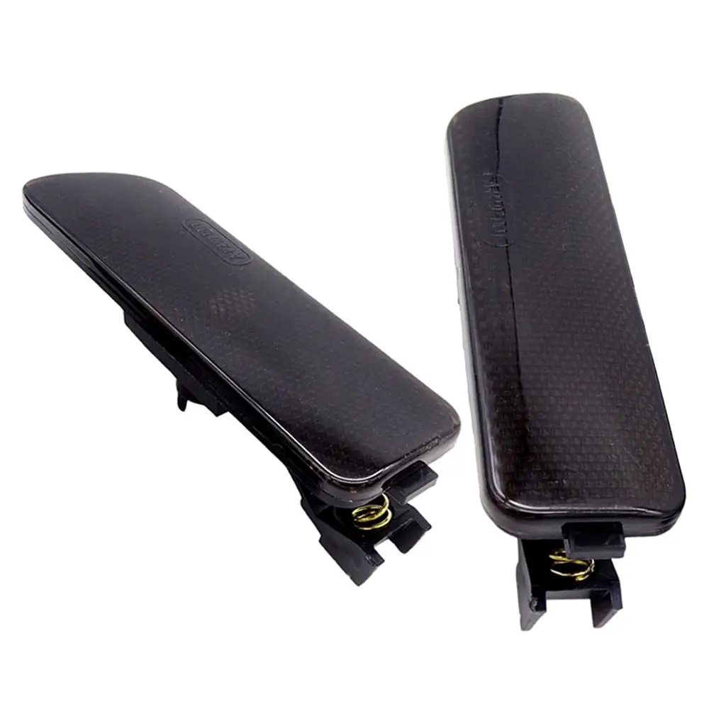 

Комплект спереди с дымчатыми линзами и последовательными миганиями/янтарными светодиодами, совместимый с Golf MK4 1999 г.