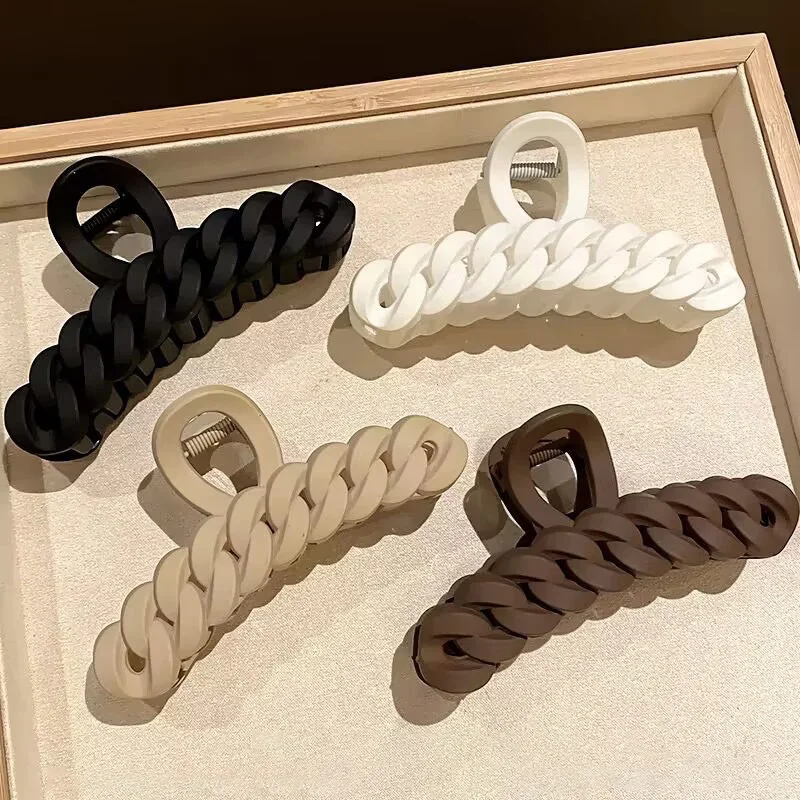 Chain Shaped Hair Clip for Women Frosted Large Shark Clips Korean Simple Hair Accessories Fashion Girls Hairpin 2024 New