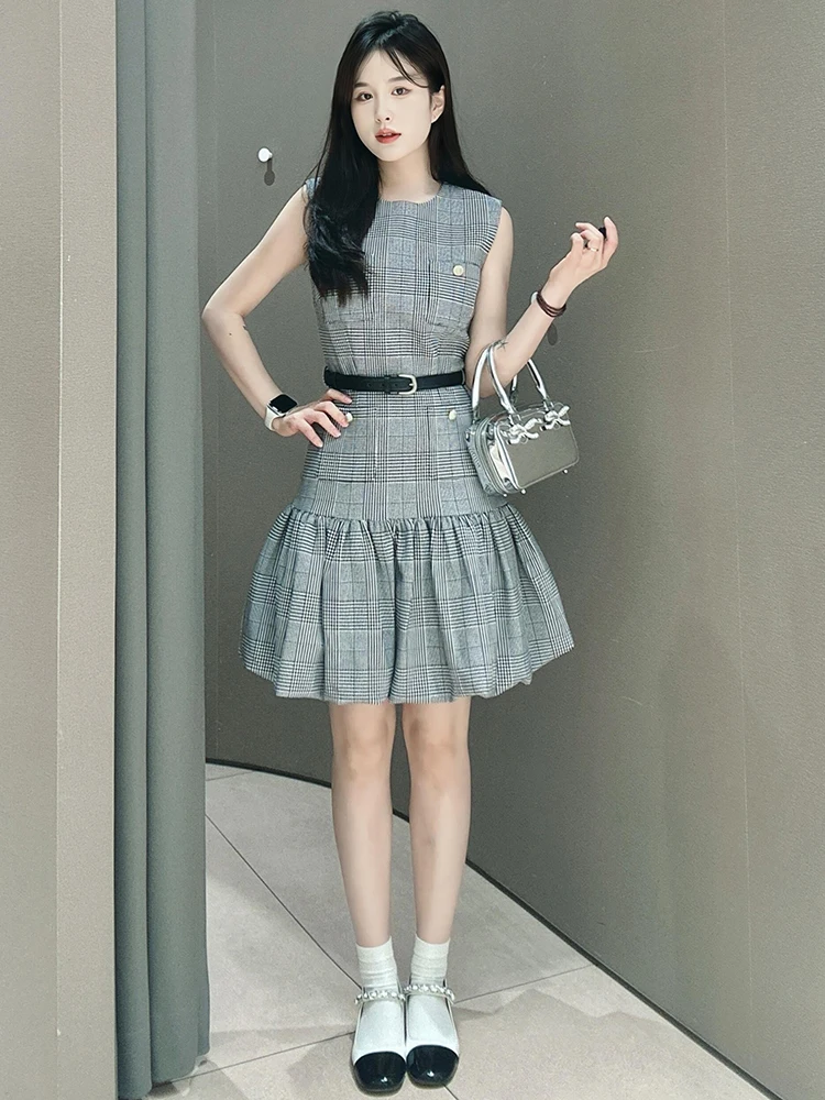 เสื้อกั๊กทรงเอเอวสูง ลายดอกไม้ แฟชั่นฤดูใบไม้ผลิ ฤดูร้อน ฤดูใบไม้ร่วง พร้อมเข็มขัด ดีไซน์หรูหรา สไตล์ผู้หญิง ผลิตจากเส้นใยโพลีเอสเตอร์