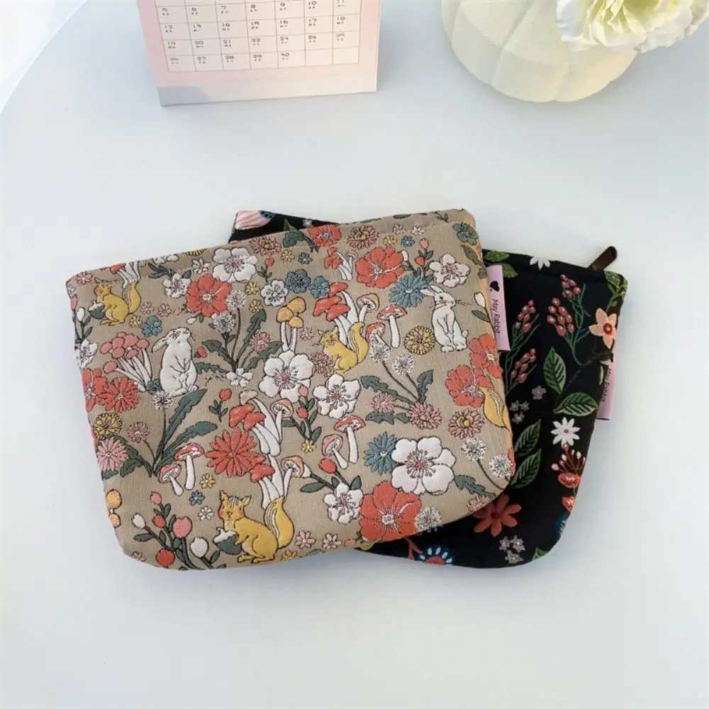 

Cute Canvas Embroidered Cosmetic Bag Korean Style Zipper Jacquard Storage Bag Portable Large Capacity Clutch Makeup Bag Travel