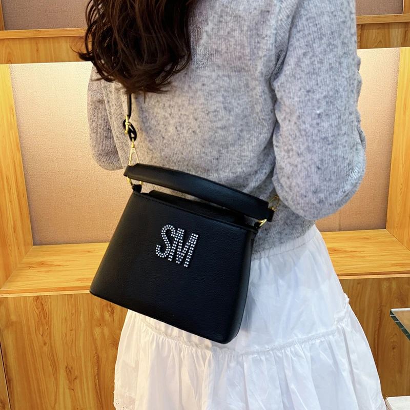 

Luxury Brand Women Leather Crossbody Bag Elegant High End Shoulder Tote Handbag Classic Fashion Daily Carry