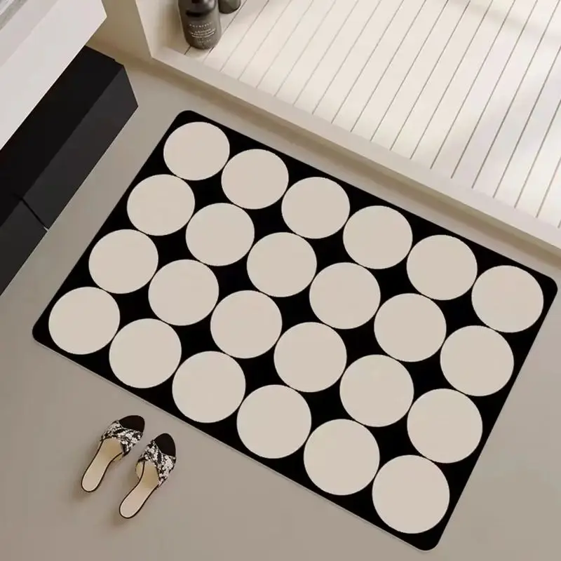 VIKAMA Minimalist Black-and-White Polka Dot Bathroom Mat, Absorbent and Non-Slip Entryway Mat, Shower Door Mat, Home Decor