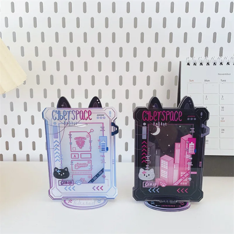 الخيال العلمي الشرير نمط الكرتون حامل بطاقة الاكريليك الكورية KPOP المعبود 3 بوصة Photocard عرض موقف الفتاة سطح المكتب ديكور إطار صور