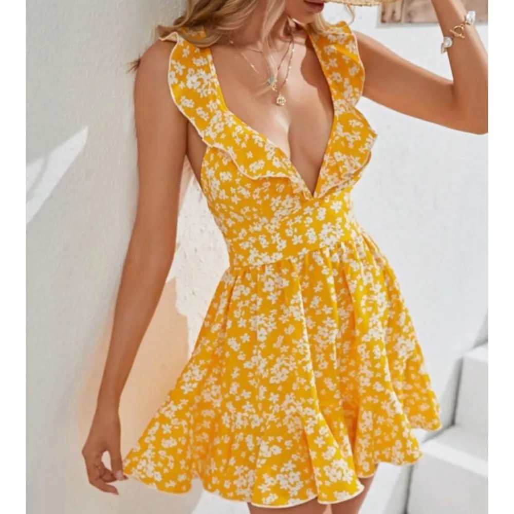 

Summer Women's New Fashionable Floral Print Sexy V-neck Sleeveless Ruffle Edge Suspender Back Strap Casual Short Dress