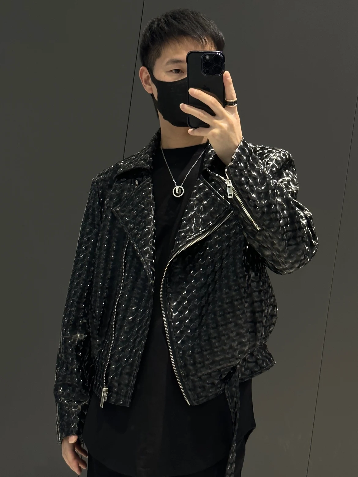 Fashion Spring Autumn Men\'s Glossy Handsome Motorcycle Jacket Big Lapel Personality Trendy Easy Matching Long Sleeve Coats